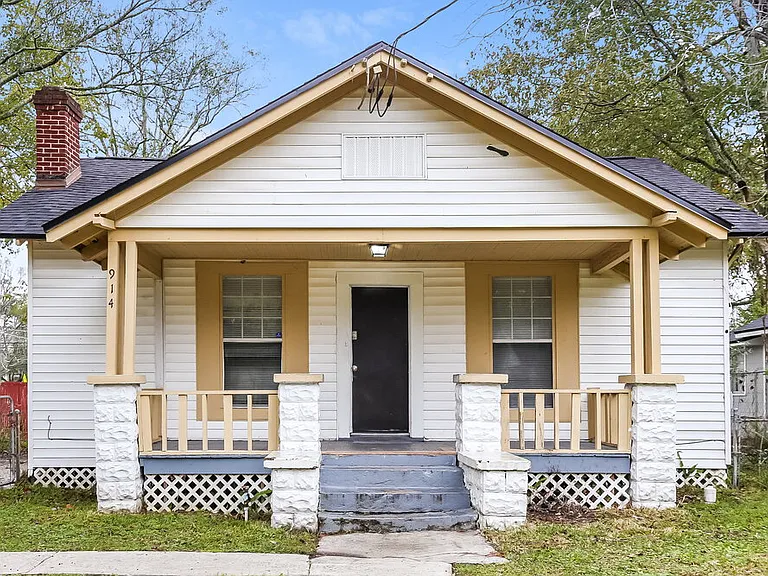 914 Allison St — Photo 1
