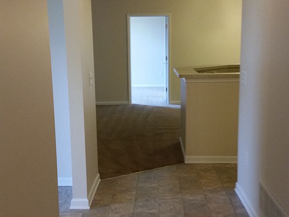5th image of 757 Hidden Springs Dr