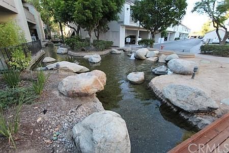 4th image of 10621 Lakeside S Dr S #A