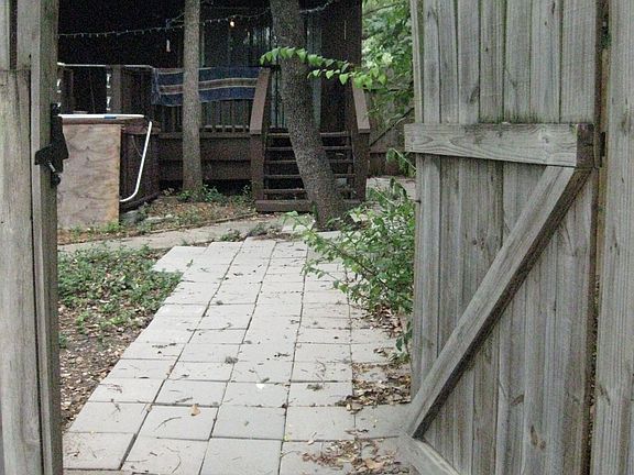 2nd image of 3326 Scenic Ln APT B