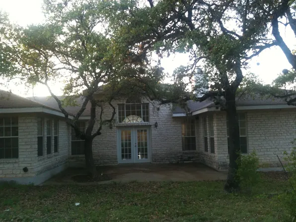 8203 Chestnut Cv, Lago Vista, TX 78645