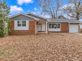 2812 Wintergreen Dr, Florissant, MO
