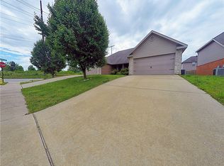 2901 SW Deerfield Blvd, Bentonville, AR 72712