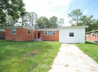 3742 Barmer Dr, Jacksonville, FL 32210