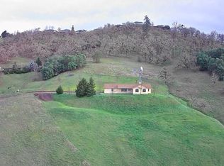 343 Wanda Dr, Roseburg, OR 97471