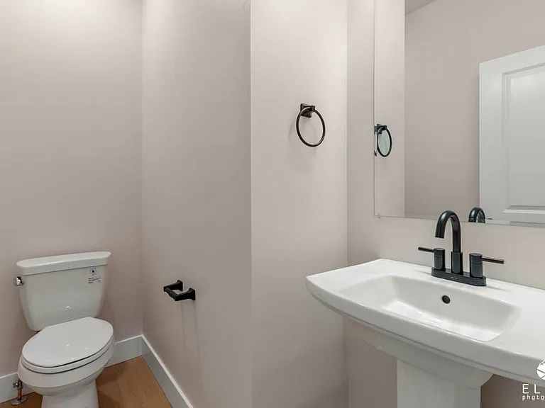 1725 N Lana Cir #A — Photo 11