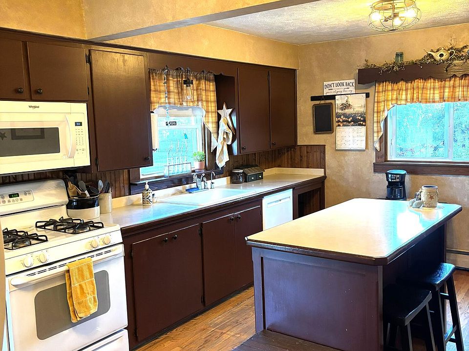 12369 Lagoon Dr, Curtice, OH 43412 | Zillow