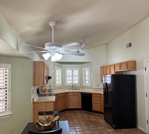 4th image of 1440 E ROSEMONTE Drive