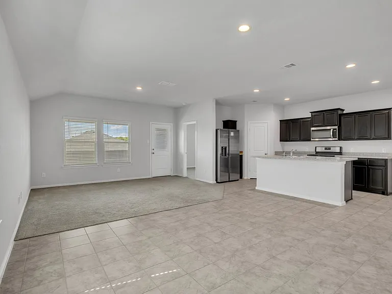 16617 Porterfield Ln — Photo 8
