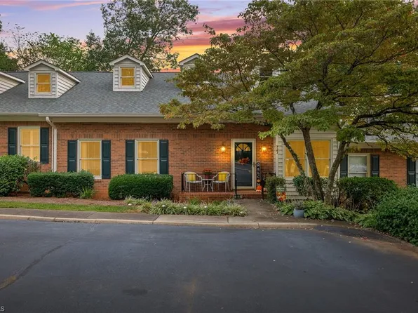 727 Polo Oaks Dr, Winston Salem, NC 27106