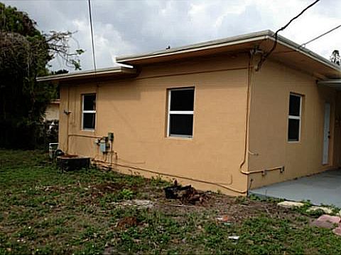 2nd image of 10 NW 126th St
