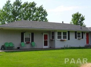 4674 W Tuscarora Rd, Peoria, IL 61607