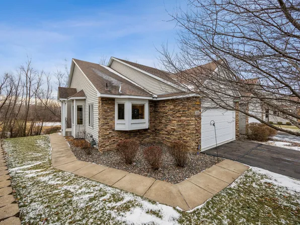 4818 Moon Lake Cir, Saint Paul, MN 55127