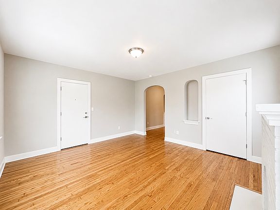 5th image of 835 East Dr #10840108