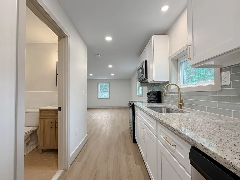 17985 Three Notch Rd #4 — Photo 7