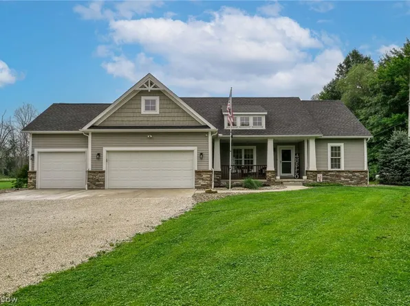 9277 German Church Rd, North Benton, OH 44449
