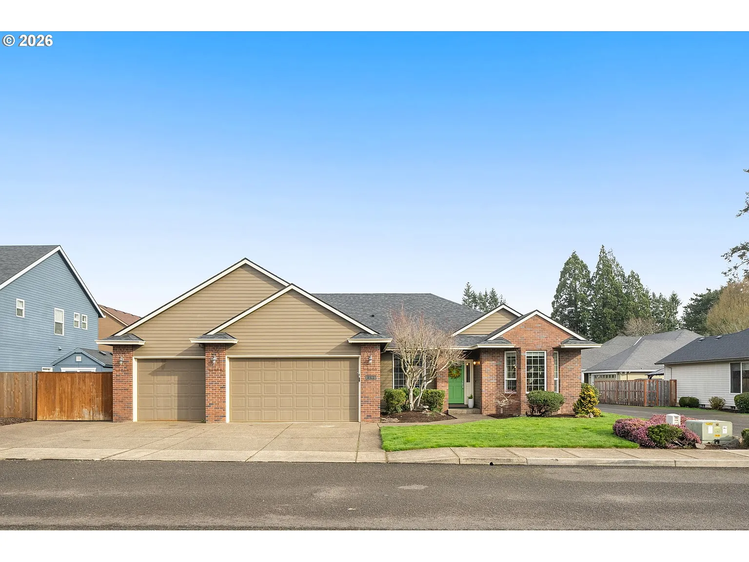 1390 NE 11th Ave photo 1