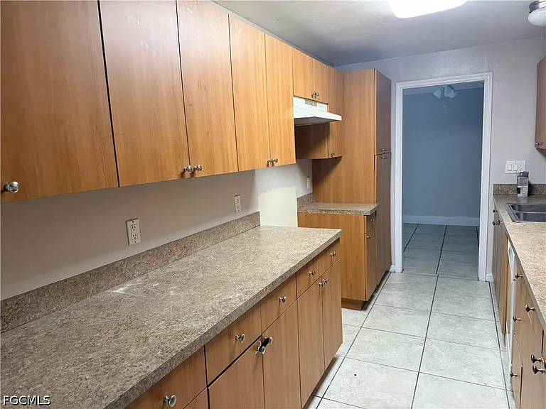 3955 Seminole Ave — Photo 7