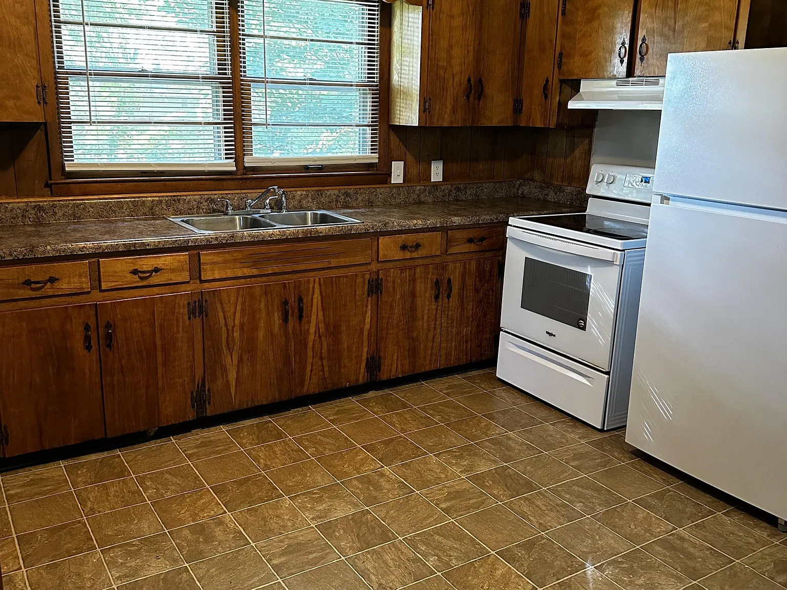 903 Smith Street - 1 — Photo 3