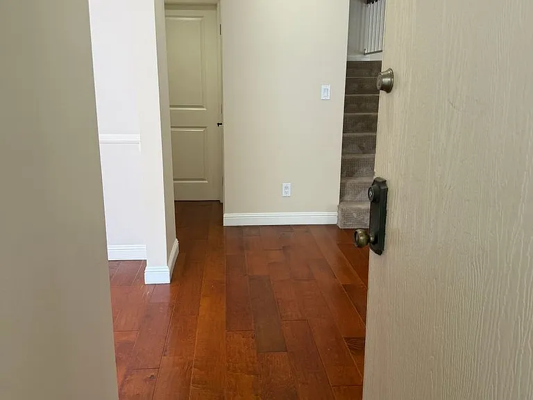 1734 N Verdugo Rd #6 — Photo 4