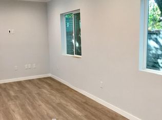 6519 Ranchito Ave, Van Nuys, CA 91401