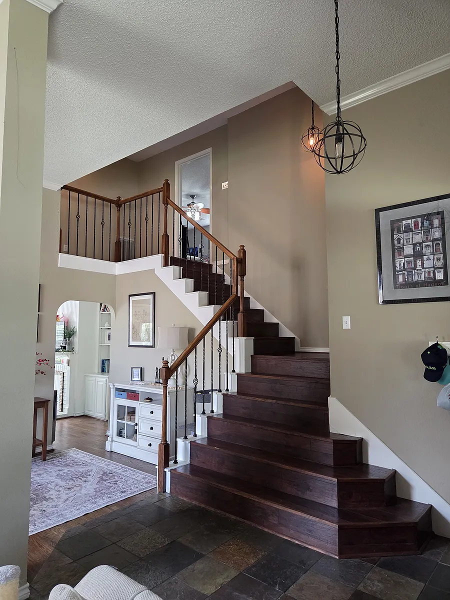 Building Photo - 2425 Glen Ridge Dr