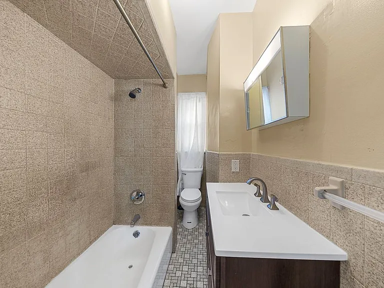 359 Belmont Ave — Photo 8