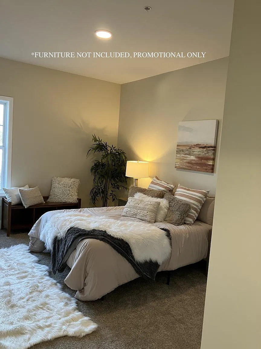 2 bed, 1050 sqft, $2,050 — Photo 4
