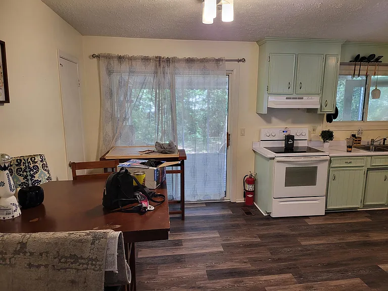 104 Kirksey Ct — Photo 6