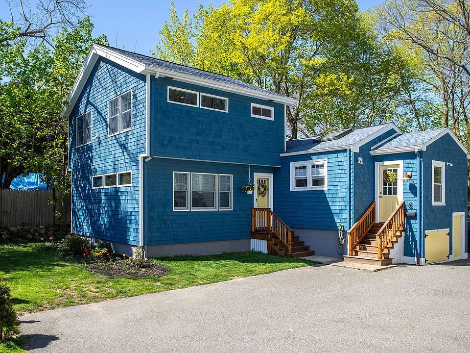 6 Smith Ln #6