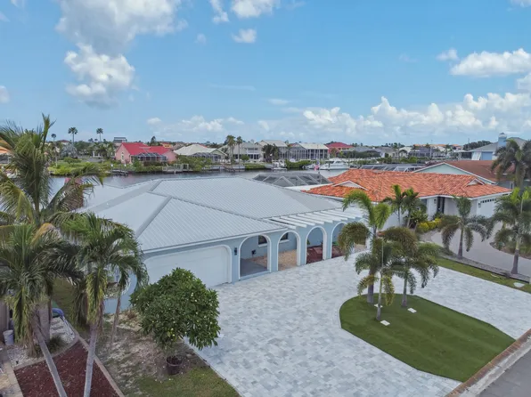 919 Chipaway Dr, Apollo Beach, FL 33572