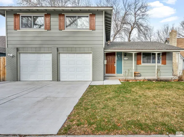 7481 Sandstone Dr, Reno, NV 89511