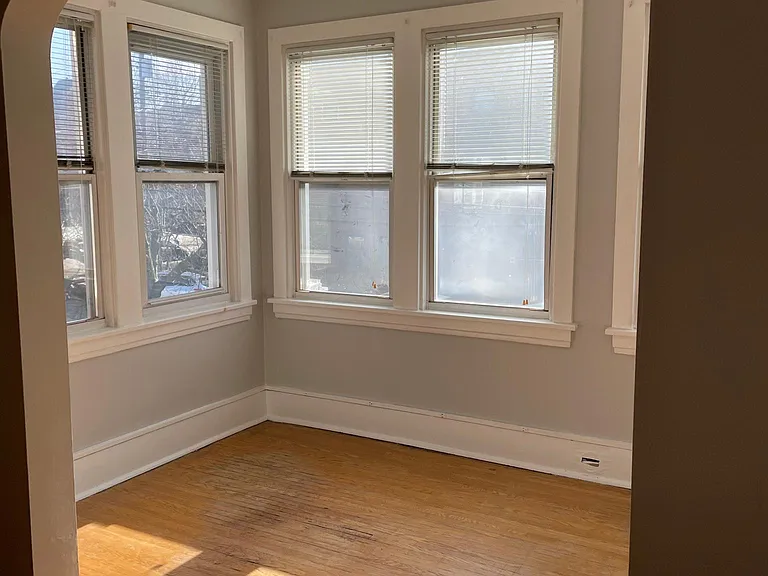5567 Hobart St #2 — Photo 3