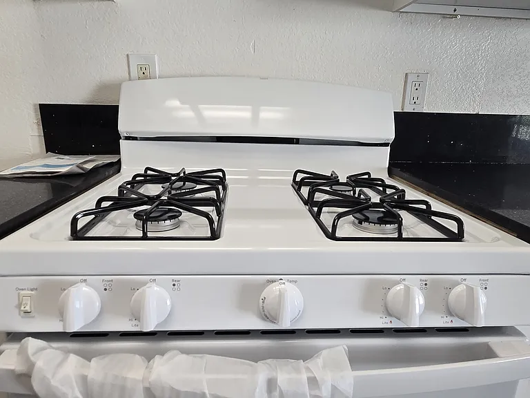 9047 Langdon Ave #15 — Photo 9