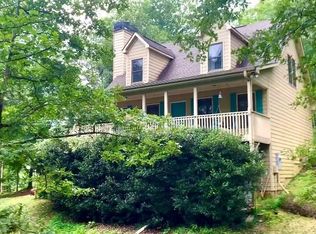 3 Avery Dr, Talking Rock, GA 30175