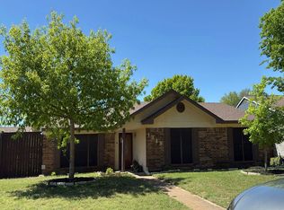 1319 Oak Run Dr, Duncanville, TX 75137