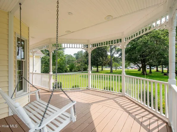 2437 Highway 70, Beaufort, NC 28516