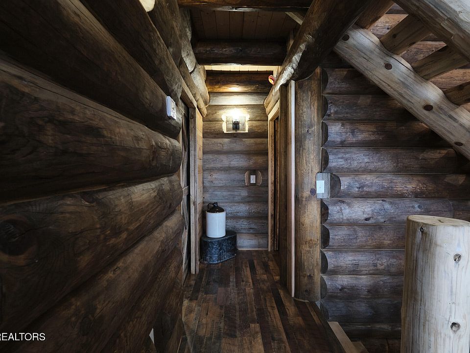 16th image of 1410 Swannsylvania Rd