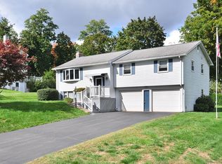 56 Darwyn Dr, Windsor, CT 06095