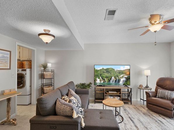 425 Magnolia Ave APT C