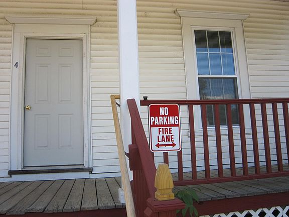 Main entrance to Apartment 4