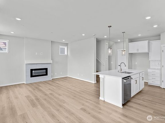 3rd image of 13217 NE 127th Way #A