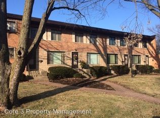 310 Davis Ave, Bloomington, IL 61701
