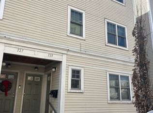 125 W 7th St #A, South Boston, MA 02127