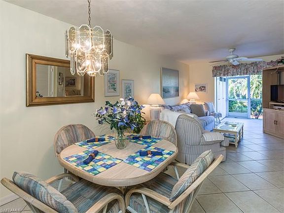 4th image of 860 Elkhorn Ct Unit 315