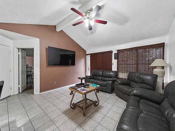 5th image of 12215 Lennox Gardens Dr