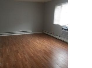 1351 E 70th St, Chicago, IL 60637