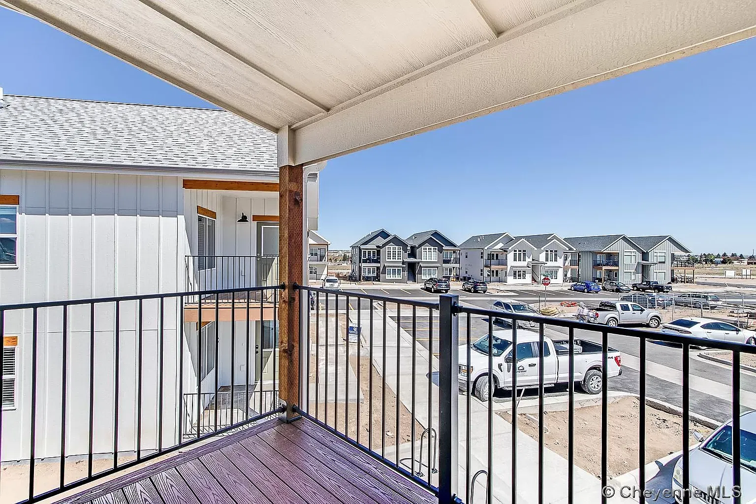 3 bed, 1120 sqft, $1,875 — Photo 4