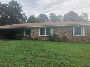 102 Crestwood Dr, Longview, TX 75601