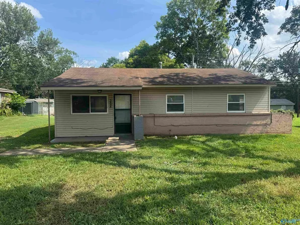3808 Colton Ln NE, Huntsville, AL 35811